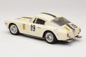 Ferrari 250 GT SWB Berlinette #19 Tour de France Automobile 1961 Eagles Race 1:18 6500 Metal — zdjęcie 7 z 8