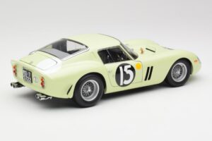 Ferrari 250 GTO #15 S. Moss / I. Ireland Goodwood Tourist Trophy Winner 1962 Kyosho 1:18 08438C Metal — zdjęcie 3 z 8