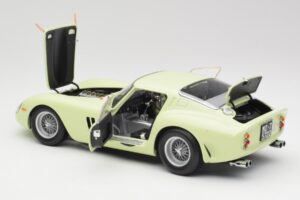 Ferrari 250 GTO #15 S. Moss / I. Ireland Goodwood Tourist Trophy Winner 1962 Kyosho 1:18 08438C Metal — zdjęcie 5 z 8