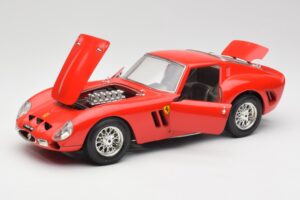 Ferrari 250 GTO Czerwony Bburago 1:18 3011 Metal — zdjęcie 2 z 8