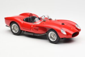 Ferrari 250 Testa Rossa Pontoon Fender Czerwony CMC 1:18 M-071 Metal — zdjęcie 4 z 6