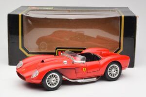 Ferrari 250 Testa Rossa Czerwony Bburago 1:18 3007 Metal — zdjęcie 8 z 8
