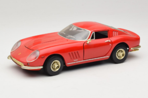 Ferrari 275 GTB/4 Czerwony ERTL 1:18 7493-P1 Metal