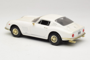 Ferrari 275 GTB/4 Biały ERTL 1:18 7493 Metal — zdjęcie 7 z 8