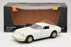Ferrari 275 GTB/4 Biały ERTL 1:18 7493 Metal — zdjęcie 8 z 8