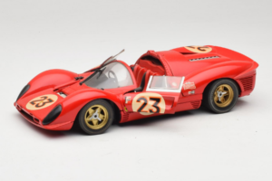 Ferrari 330 P4 #23 L. Bandini / C. Amon 24 Hours of Daytona Winner 1967 Revell 1:18 48833 Metal — zdjęcie 2 z 8