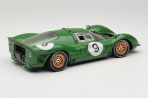 Ferrari 330 P4 #9 Zielony Spa-Francorchamps 1967 Eagles Race 1:18 41007 Metal — zdjęcie 3 z 8