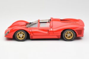 Ferrari 330 P4 Czerwony 1967 Revell 1:18 48822 Metal — zdjęcie 4 z 8