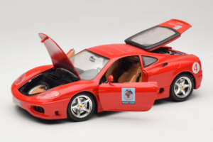 Ferrari 360 Modena Bevro International #4 Edycja Limitowana 111 szt Czerwony Bburago 1:18 3358-P1 Metal — zdjęcie 2 z 8