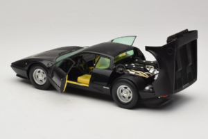 Ferrari 365 GT4 BB Czarny Chrono 1:18 CH002 Metal — zdjęcie 5 z 8