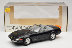 Ferrari 365 GTB/4 Daytona Kabriolet Czarny Techno Giodi 1:18 40011-B1 Metal — zdjęcie 8 z 8