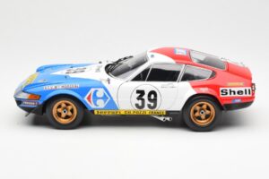 Ferrari 365 GTB/4 #39 J-C. Andruet / Lena 24 Hours of Le Mans 1972 Kyosho 1:18 08164E Metal — zdjęcie 4 z 8