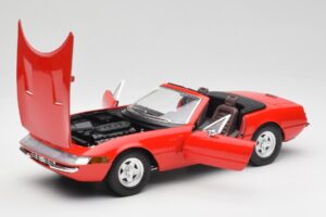 Ferrari 365 GTS Czerwony Solido 1:18 8017 Metal — zdjęcie 2 z 8