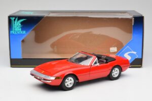 Ferrari 365 GTS Czerwony Solido 1:18 8017 Metal — zdjęcie 8 z 8