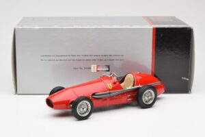Ferrari 500 F2 #1 A. Ascari F1 Double World Champion 1952-1953 CMC 1:18 M-056 Metal — zdjęcie 6 z 6