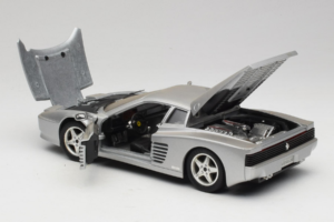 Ferrari 512 TR Srebrny Mira 1:18 6178-B1 Metal — zdjęcie 5 z 8