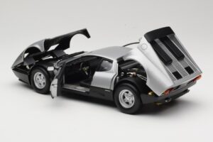 Ferrari 512BB Srebrny Kyosho 1:18 08171S Metal — zdjęcie 5 z 8
