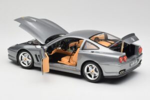 Ferrari 550 Maranello Srebrny Bburago 1:18 3344 Metal — zdjęcie 5 z 8