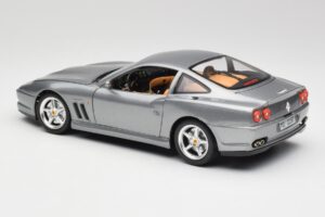 Ferrari 550 Maranello Srebrny Bburago 1:18 3344 Metal — zdjęcie 7 z 8
