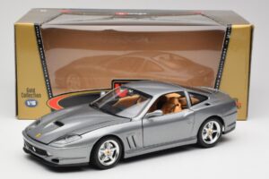 Ferrari 550 Maranello Srebrny Bburago 1:18 3344 Metal — zdjęcie 8 z 8