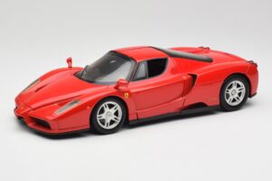 Ferrari Enzo Czerwony Hot Wheels 1:18 56293 Metal