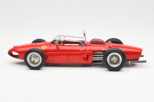 Ferrari Dino 156 Sharknose F1 1961 CMC 1:18 M-078 Metal — zdjęcie 3 z 6