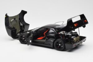 Ferrari F40 Czarny Kyosho 1:18 08416BK Metal — zdjęcie 7 z 10