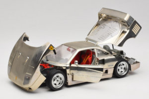 Ferrari F40 Chrome Silver Bburago 1:18 3401 Metal — zdjęcie 2 z 8