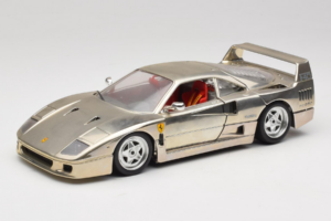 Ferrari F40 Chrome Silver Bburago 1:18 3401 Metal