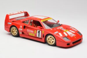 Ferrari F40 Evoluzione Bburago 1:18 3042 Metal — zdjęcie 6 z 8
