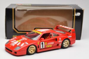 Ferrari F40 Evoluzione Bburago 1:18 3042 Metal — zdjęcie 8 z 8