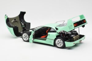 Ferrari F40 Miętowy Zielony Kyosho 1:18 08416MG Metal — zdjęcie 7 z 10