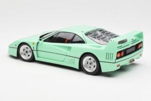 Ferrari F40 Miętowy Zielony Kyosho 1:18 08416MG Metal — zdjęcie 9 z 10
