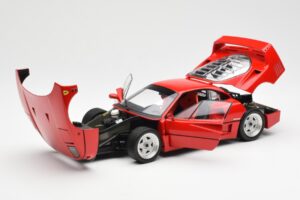 Ferrari F40 Czerwony Kyosho 1:18 08416R2 Metal — zdjęcie 2 z 10