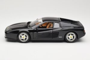 Ferrari F512M Czarny Hot Wheels 1:18 23922 Metal — zdjęcie 4 z 8