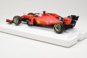 Ferrari SF90 #5 S. Vettel Australian GP 2019 BBR 1:18 BBR191805DIE Żywica — zdjęcie 5 z 6