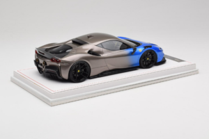 Ferrari SF90 Novitec Blue Grey Metallic IVY 1:18 REMC029 Żywica — zdjęcie 3 z 7