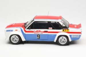 Fiat 131 Abarth Fiat France #9 J-C. Andruet / C. Delferrier Winner Rally Sanremo 1977 Kyosho 1:18 08375A Metal — zdjęcie 4 z 8