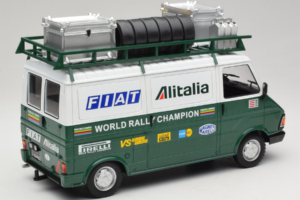 Fiat 242 Alitalia Rally Team Assistance With Trailer 1978 IXO 1:18 18CMC027WX Metal — zdjęcie 3 z 7