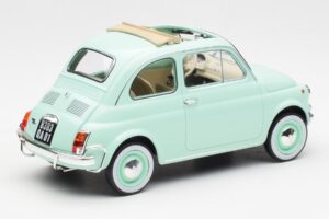 Fiat 500L Pastel Niebieski Norev 1:18 187777 Metal — zdjęcie 2 z 6