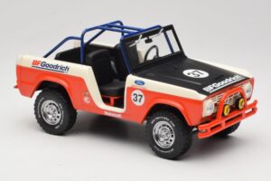 Ford Bronco Baja #37 1966 GreenLight 1:18 19037 Metal — zdjęcie 4 z 6