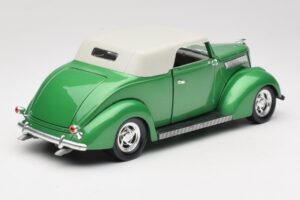 Ford Kabriolet Zielony Road Signature 1:18 92239 Metal — zdjęcie 3 z 8