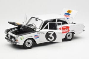 Ford Cortina Mk1 #3 P. Hughes / B. Young African Safari Rally 1964 AUTOart 1:18 86428 Metal — zdjęcie 2 z 8