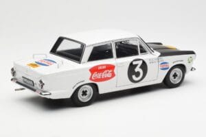 Ford Cortina Mk1 #3 P. Hughes / B. Young African Safari Rally 1964 AUTOart 1:18 86428 Metal — zdjęcie 3 z 8