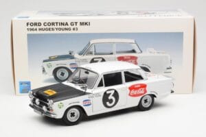 Ford Cortina Mk1 #3 P. Hughes / B. Young African Safari Rally 1964 AUTOart 1:18 86428 Metal — zdjęcie 8 z 8