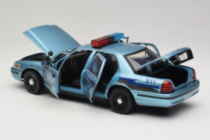 Ford Crown Victoria Police Cruiser Twilight Blue Greenlight 1:18 1643 Metal — zdjęcie 5 z 8