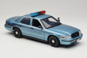 Ford Crown Victoria Police Cruiser Twilight Blue Greenlight 1:18 1643 Metal — zdjęcie 6 z 8