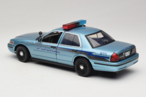 Ford Crown Victoria Police Cruiser Twilight Blue Greenlight 1:18 1643 Metal — zdjęcie 7 z 8