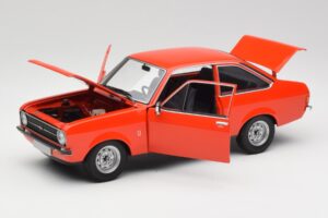Ford Escort Mk2 Signal Orange Minichamps 1:18 150084100 Metal — zdjęcie 2 z 8