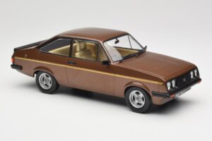 Ford Escort Mk2 RS 2000 Brown Metallic MCG 1:18 MCG18530 Metal — zdjęcie 4 z 6
